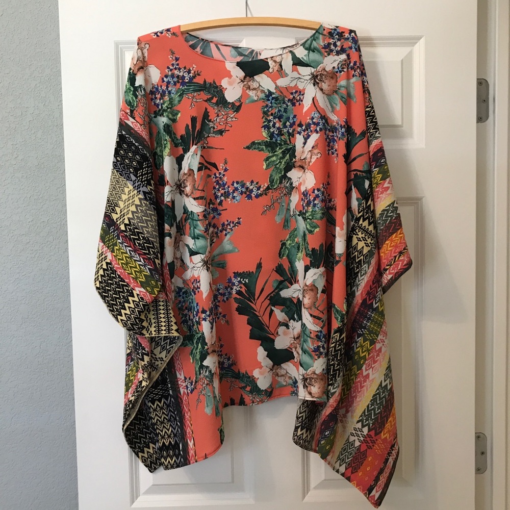 🌸Floral Flowy Blouse NWT